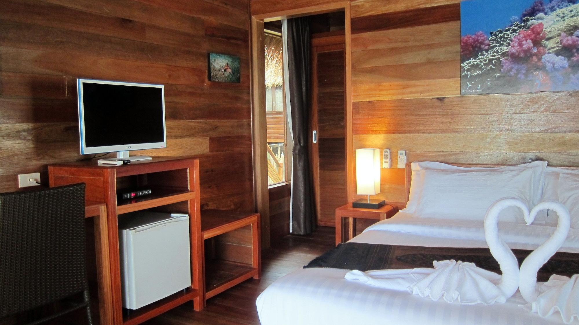 Ten Moons Lipe Resort Dış mekan fotoğraf