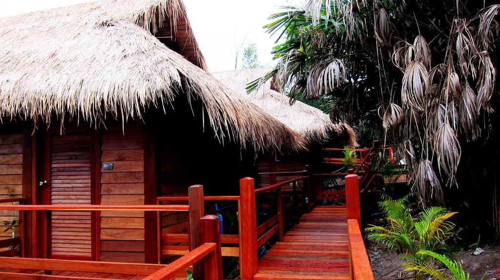 Ten Moons Lipe Resort Oda fotoğraf